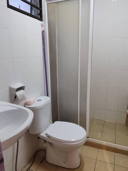 Monkey Canopy Sg Long Cosyhome 3R3B 8-10Pax Kajang Luaran gambar